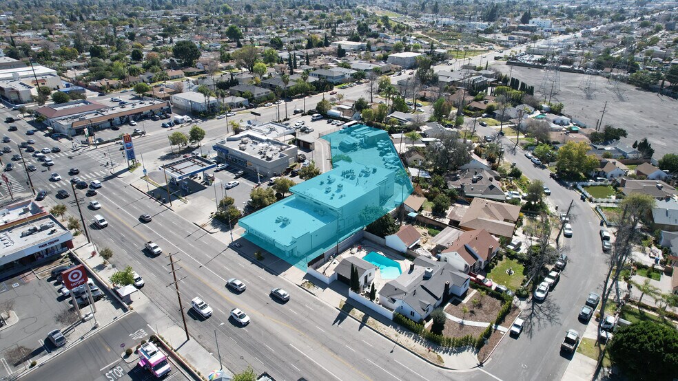 More Photos Of 11024 Victory Blvd, North Hollywood Storefront Retail Office For Sale