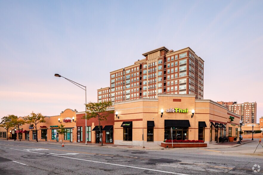 More Photos Of 21 S Evergreen Ave, Arlington Heights Unknown For Lease