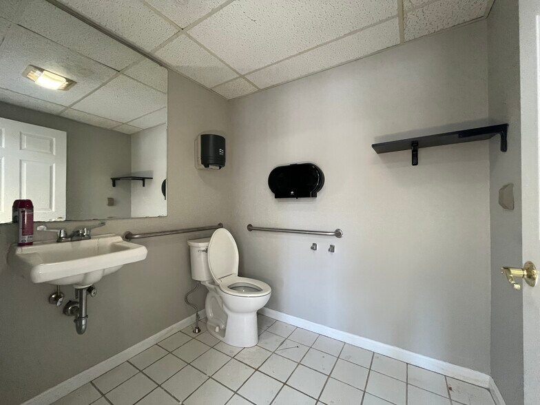 More Photos Of 1390 Mendon Rd, Cumberland General Retail For Lease