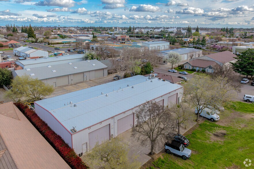 More Photos Of 1633 Starr Dr, Yuba City Service For Lease