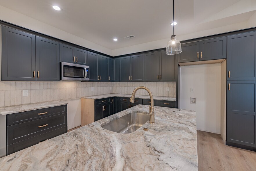 More Photos Of 1519-1521 Carroll Creek Rd, Johnson City Apartments For Sale