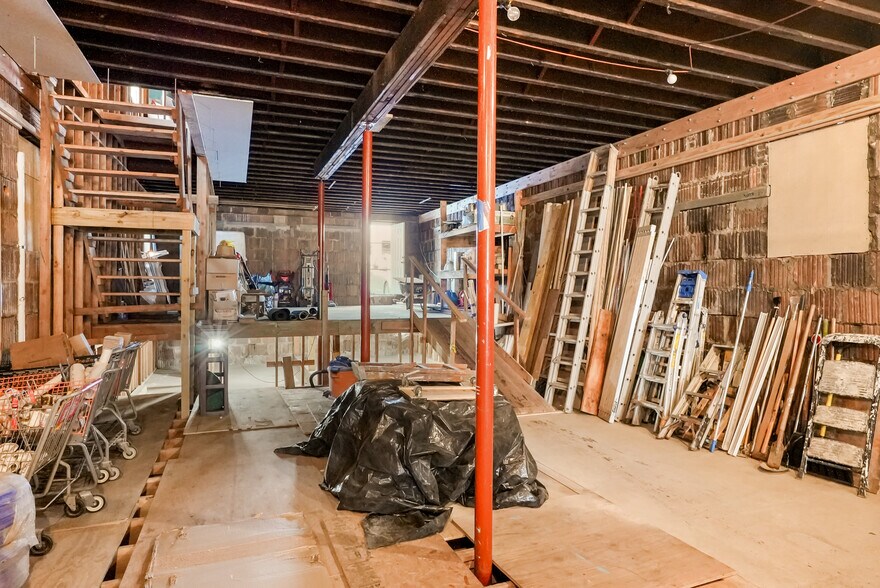 More Photos Of 81 Smith St, Perth Amboy Storefront Retail Residential For Sale