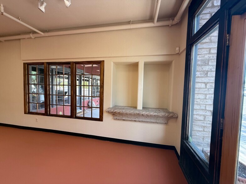 More Photos Of 6130-6142 E Cave Creek Rd, Cave Creek Unknown For Lease