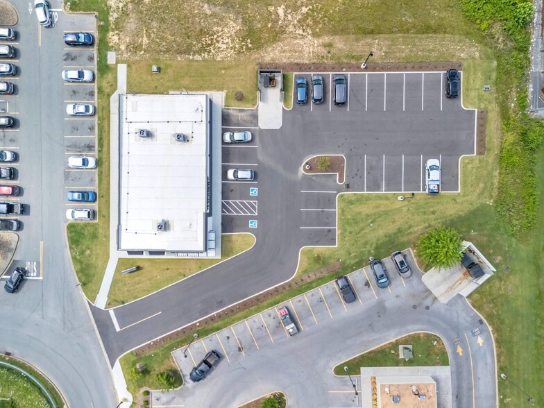 More Photos Of 1181 Dolly Parton Pky, Sevierville Freestanding For Sale