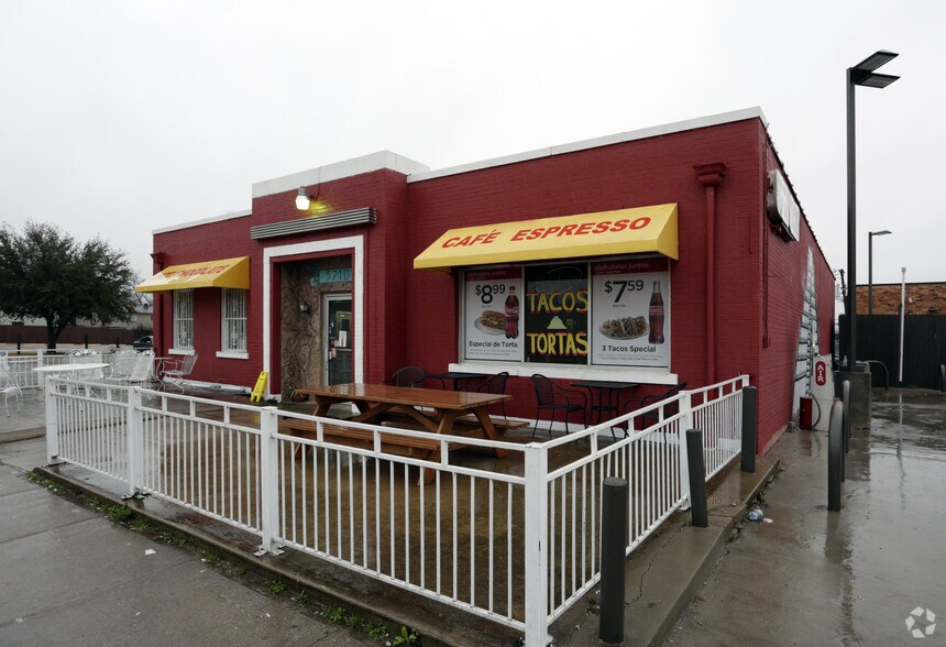 Primary Photo Of 5710 Richmond Ave, Dallas Fast Food For Lease