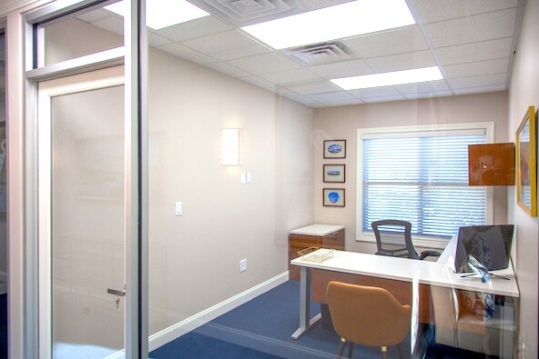 More Photos Of 670 Marina Dr, Charleston Office For Lease