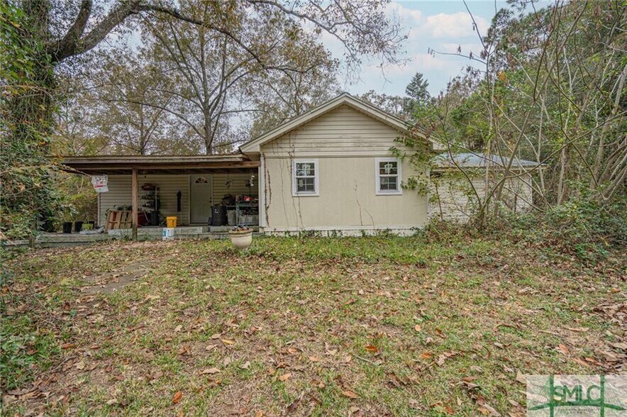 More Photos Of 895 W Highway 80, Eden General Retail For Sale