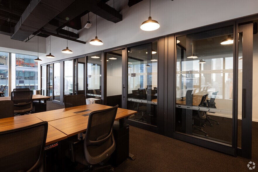 Photo of 24th Floor Ste 