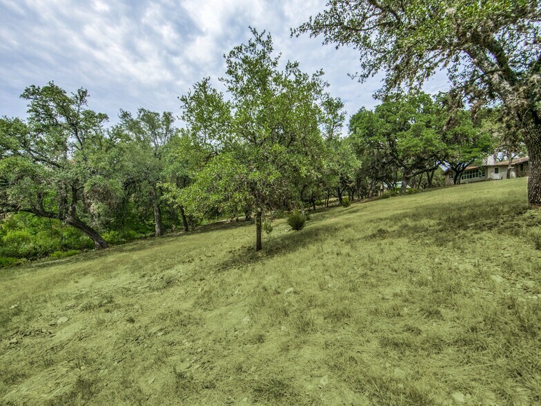 More Photos Of 536 S School St, Boerne Land For Sale