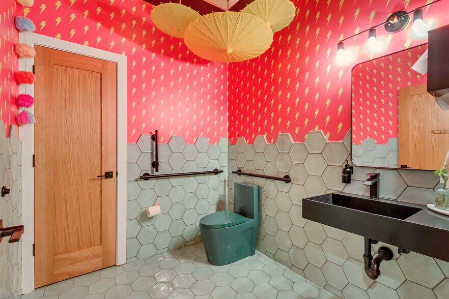 More Photos Of 779 S 200 E, Salt Lake City Office For Lease