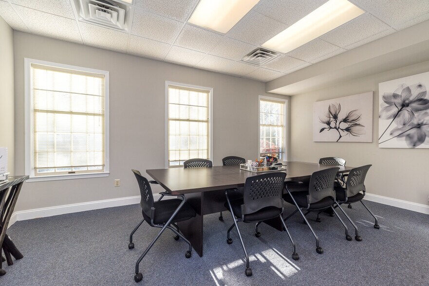 More Photos Of 600 E Main St, Lansdale Office Residential For Sale