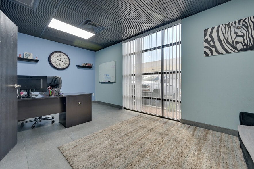 More Photos Of 5190 Arville St, Las Vegas Manufacturing For Sale