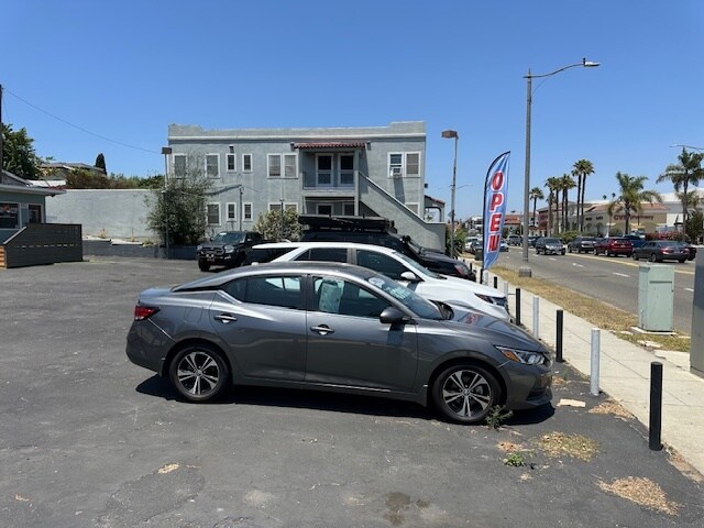 More Photos Of 339 S Pacific Coast Hwy, Redondo Beach Specialty For Lease