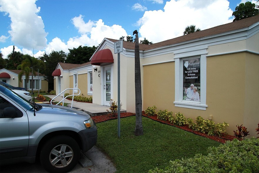 More Photos Of 531 S US Highway 1, Fort Pierce Office For Lease