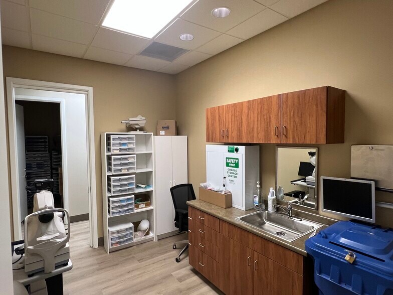More Photos Of 4 Okatie Center Blvd S, Okatie Office For Sale