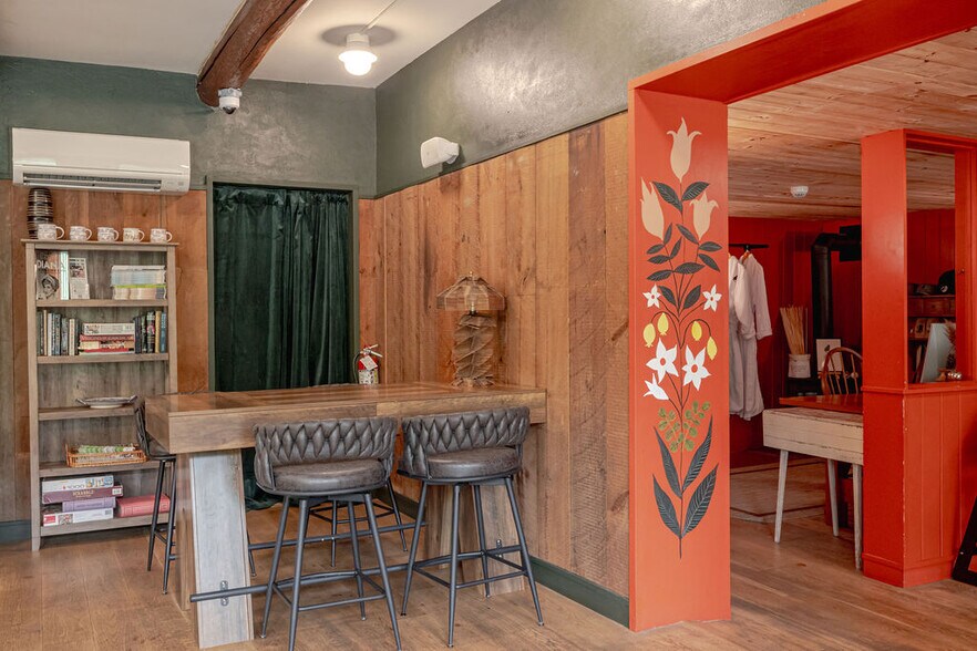 More Photos Of 37 Catamount Rd Hillsdale, Hillsdale Hotel For Sale