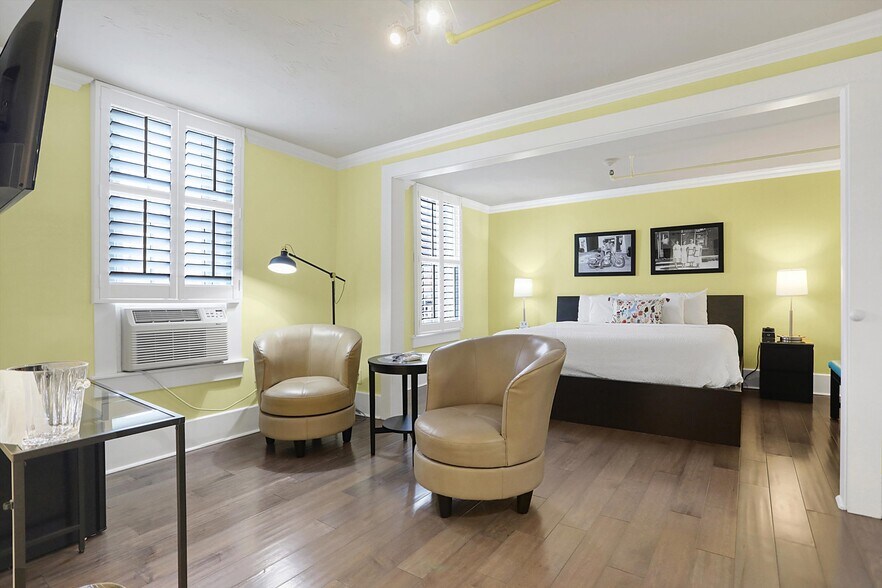 More Photos Of 35 S Main St, Batesville Warehouse For Sale