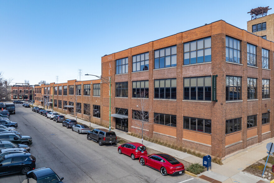 Primary Photo Of 1550-1556 W Carroll, Chicago Loft Creative Space For Lease