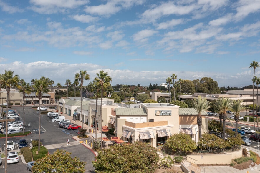 More Photos Of 7201 Yorktown Ave, Huntington Beach Unknown For Lease