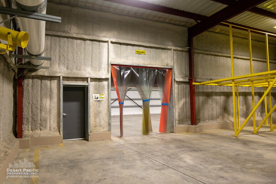 More Photos Of 77110 Harrison St, Thermal Refrigeration Cold Storage For Sale