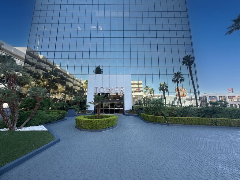 More Photos Of 101 Convention Center Dr, Las Vegas Office For Lease