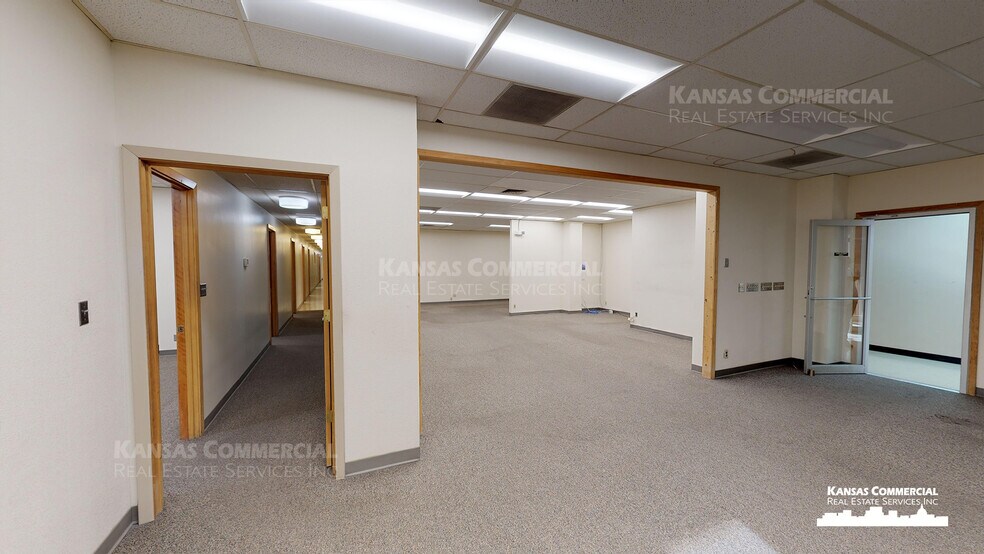 More Photos Of 400 SE Quincy St, Topeka Office For Lease