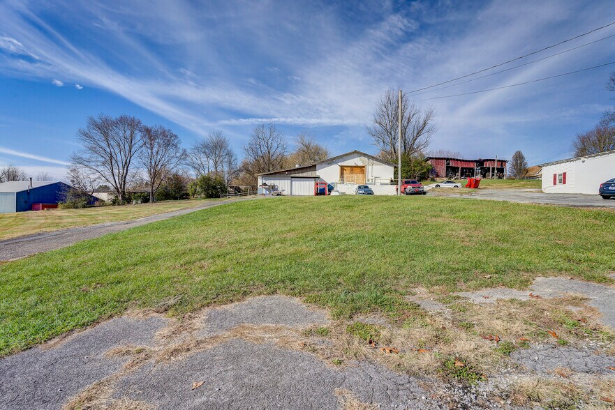 More Photos Of 127 Cherry St, Johnson City Industrial For Sale