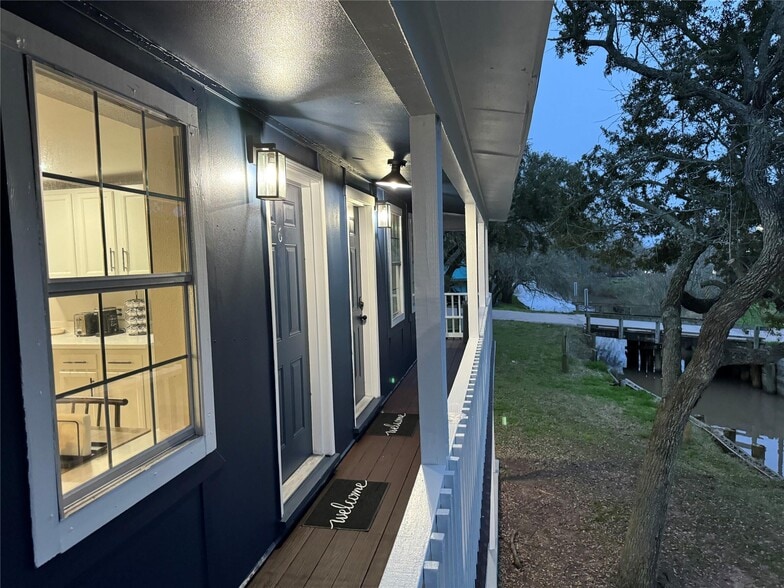 More Photos Of 5202 County Road 469, Brazoria Apartments For Sale