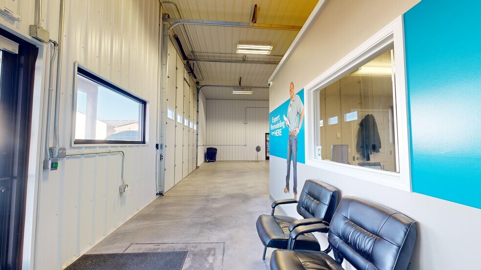 More Photos Of 3088 Gabel Rd, Billings Flex For Sale