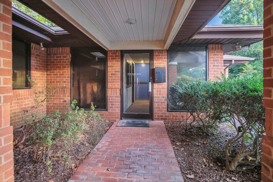 More Photos Of 510 W King St, Kings Mountain Medical For Lease