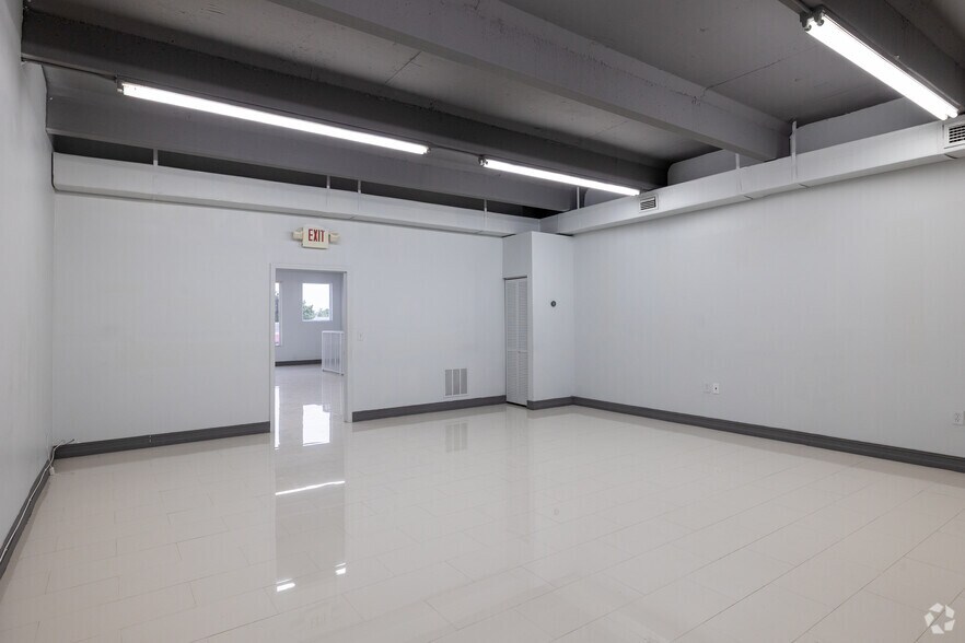 More Photos Of 1833-1847 NW 20th St, Miami Storefront Retail Office For Lease