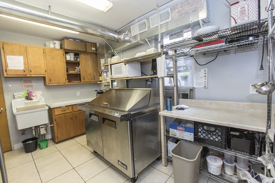 More Photos Of 731 Washington St, Reading Multifamily For Sale