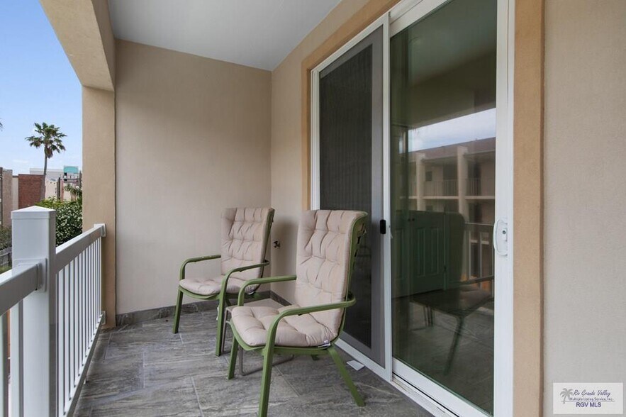 More Photos Of 116 E Cora Lee Dr, South Padre Island Apartments For Sale