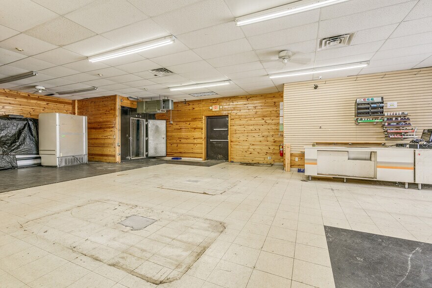 More Photos Of 1003 Campbell St, Prescott Freestanding For Sale