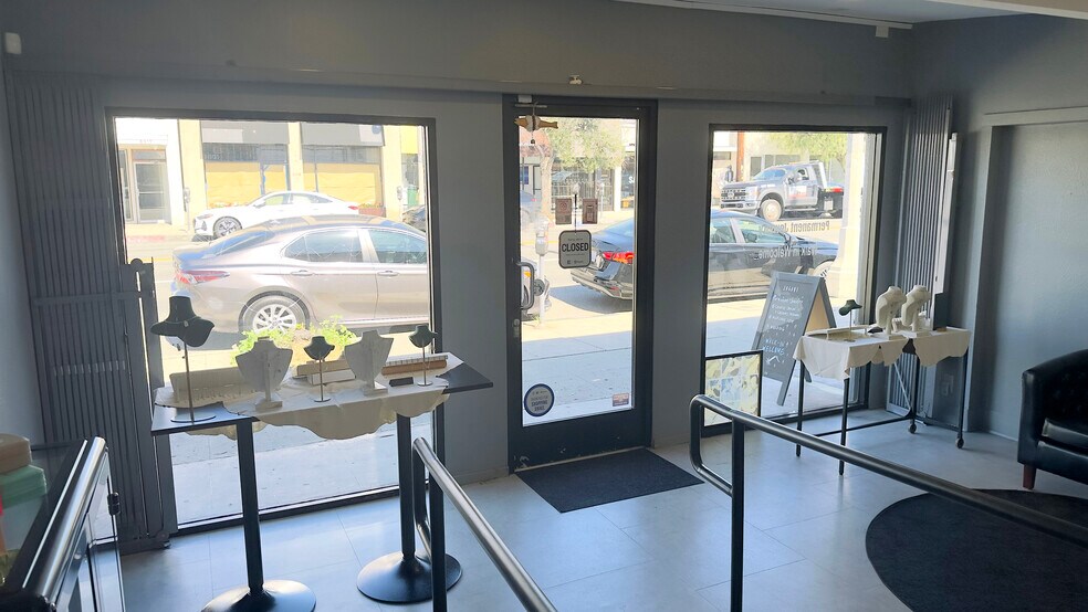 More Photos Of 8314-8316 W 3rd St, Los Angeles Storefront For Lease