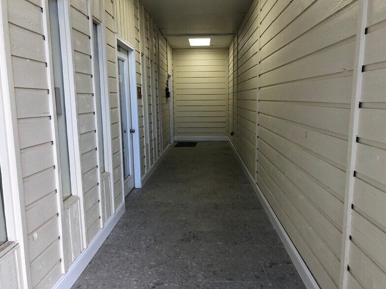 More Photos Of 445 Western Blvd, Jacksonville Medical For Lease