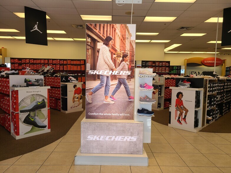 More Photos Of 8651 SW 124th St, Miami General Retail For Lease