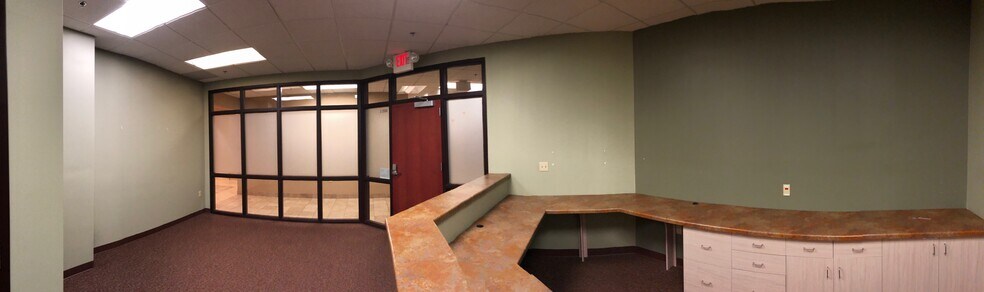 More Photos Of 3913-3919 W Prospect Ave, Appleton Office For Lease