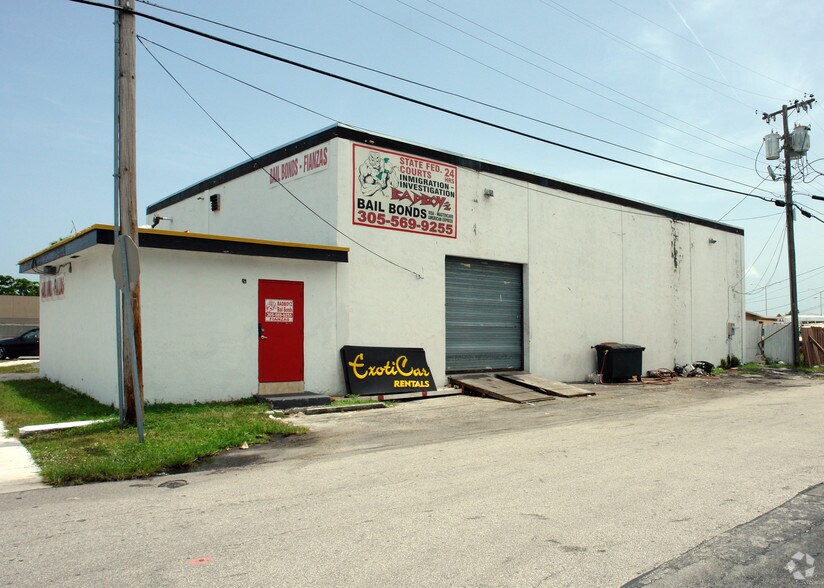 More Photos Of 13990 NW 6th Ct, Miami Warehouse For Lease