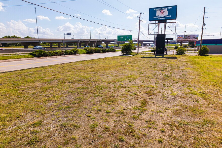 More Photos Of 4702 W Kellogg Dr, Wichita Land For Sale