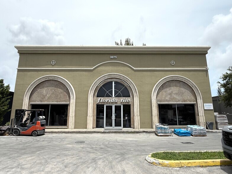 Primary Photo Of 3075 NW 79th Ave, Doral Warehouse For Lease