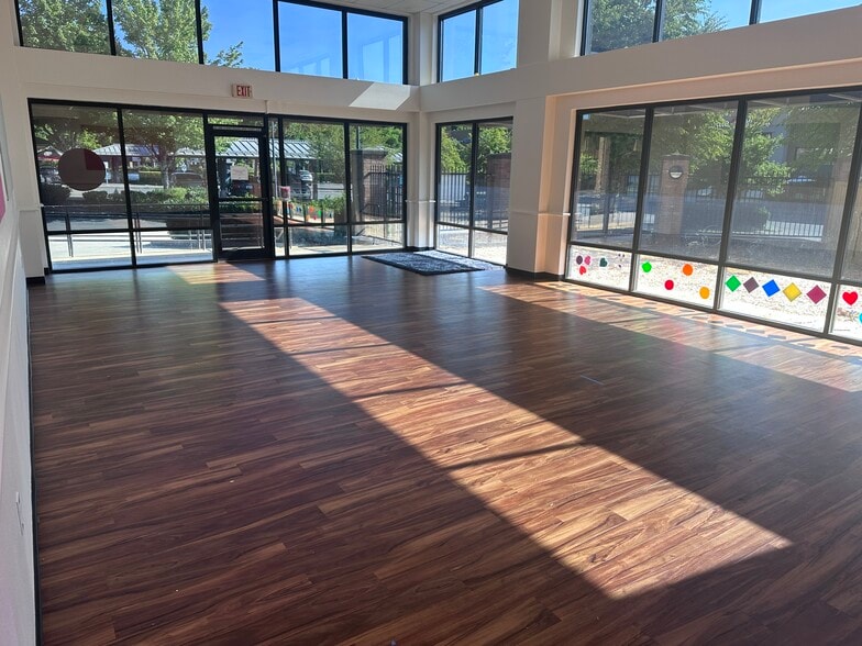 More Photos Of 8406 SW Wilsonville Rd, Wilsonville Unknown For Lease