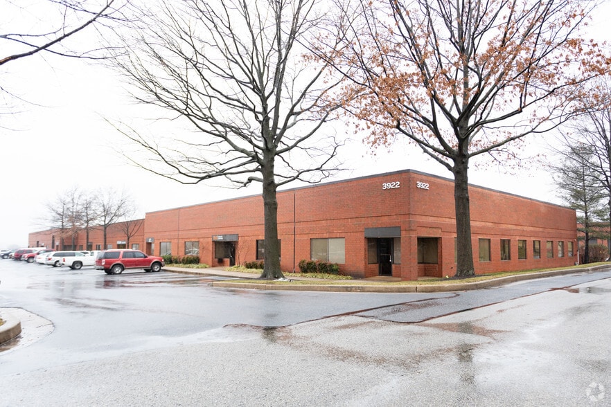 More Photos Of 1500 Caton Center Dr, Arbutus Unknown For Lease