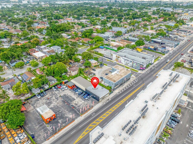 More Photos Of 2284-2286 NW 36th St, Miami Freestanding For Lease