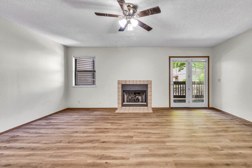 More Photos Of 2700-2714 W Willow Lake Dr, Peoria Apartments For Sale