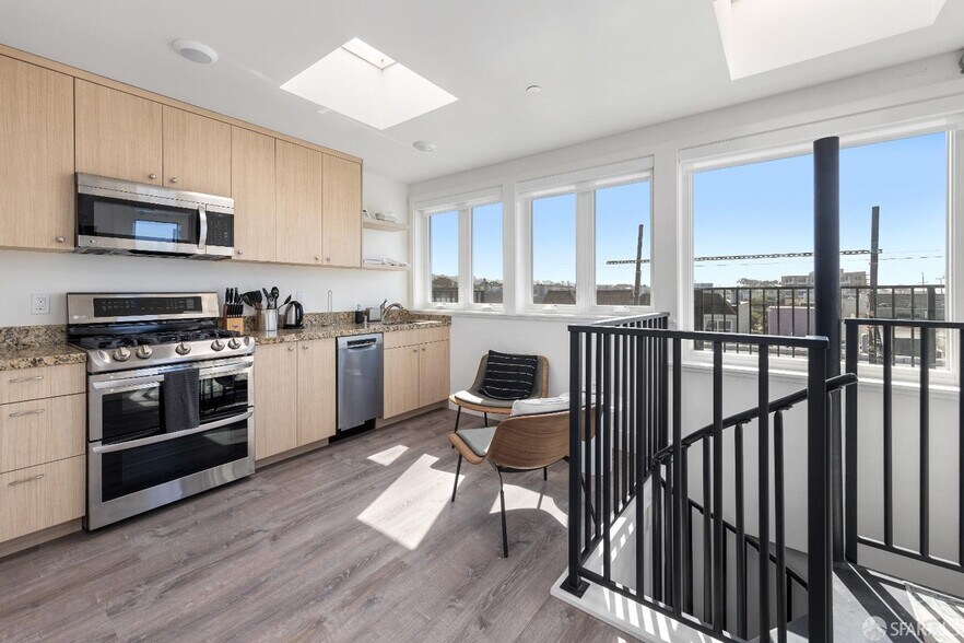 More Photos Of 4326 Irving St, San Francisco Apartments For Sale