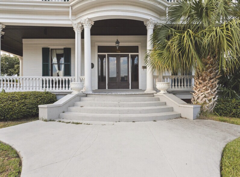 More Photos Of 770 Jackson St, Biloxi Lodge Meeting Hall For Sale