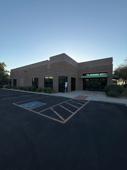 Primary Photo Of 4505 E Broadway Rd, Phoenix Light Manufacturing For Sale
