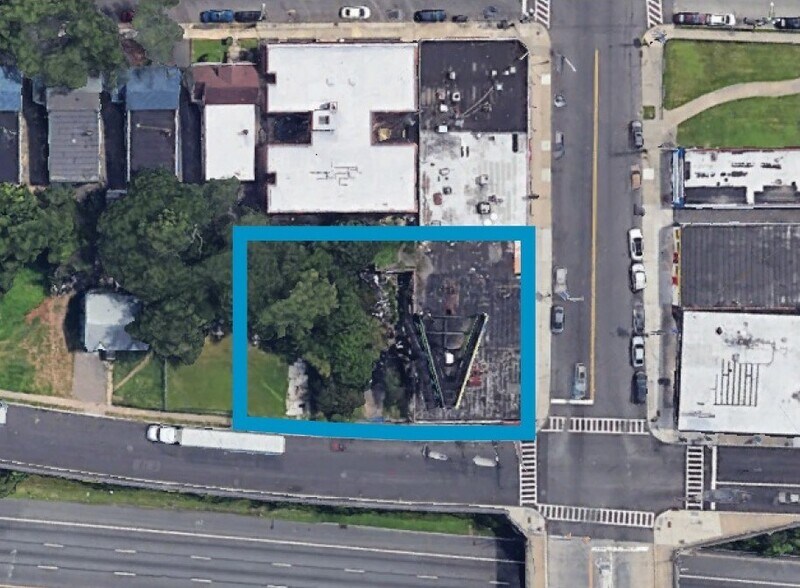 More Photos Of 425-431 Chancellor Ave, Newark Storefront For Sale