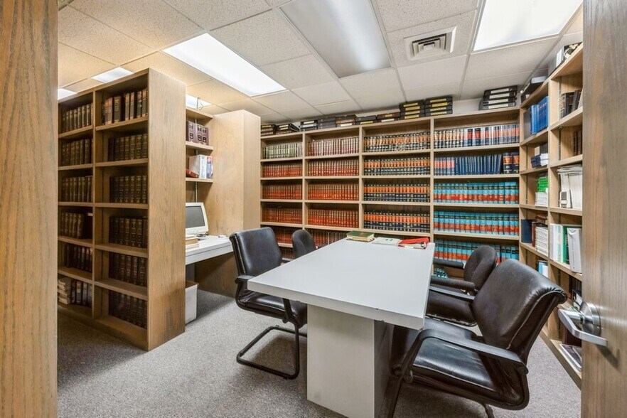 More Photos Of 675 Old Country Rd, Westbury Medical For Sale